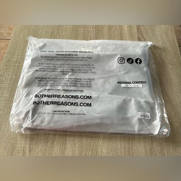 NEW … 8 OTHER REASONS “Betsy” Slouch Tote In Stone - Picture 6 of 8